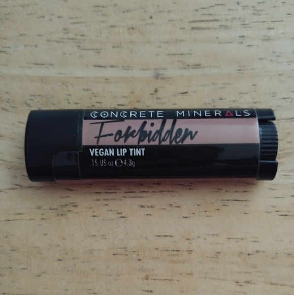 Concrete Minerals Lip Tints - - Picture 6 of 9